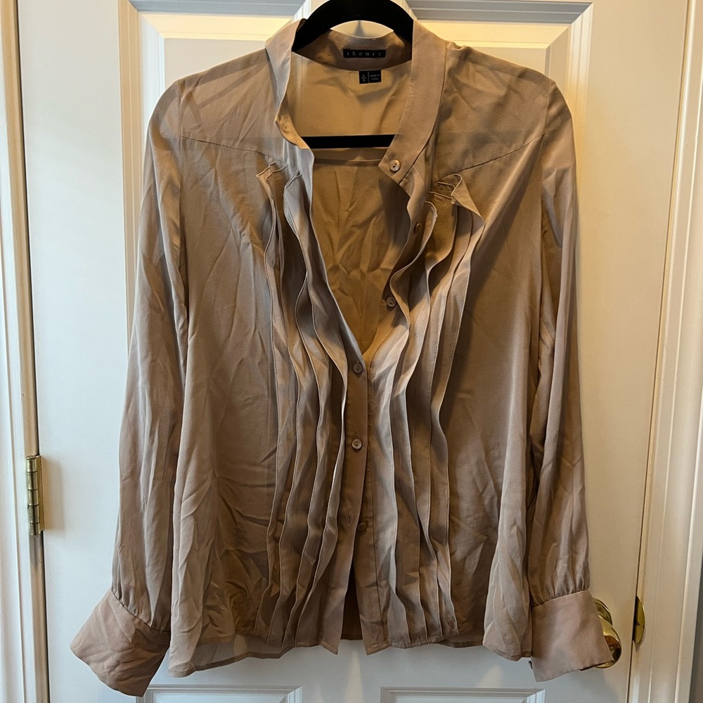 Theory SIZE L beige blouse